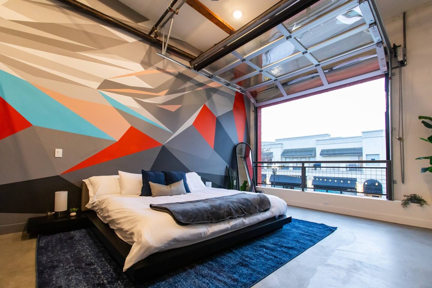 Loft 213